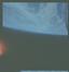 Die ursprüngliche Bildunterschrift lautet:
Fotografie von Wolken und Gliedmaßen (sehr körnig), aufgenommen während der Gemini VII-Mission.