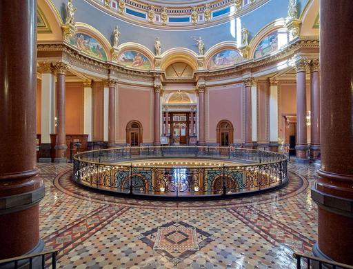 First-floor view of the rotunda at the Iowa State Capitol in Des Moines ...