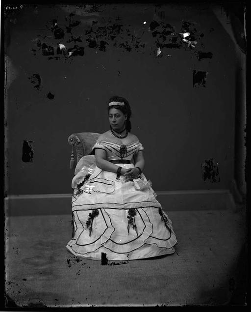 Queen Emma of Hawaii (PNLPC-8-07738, original), queen emma, hawaii, portrait, royalty, 19th century, dress, lace, brooch, jewelry