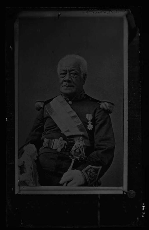 Paul Kanoa (PNLPC-24-08217, original), paul kanoa, hawaiian politician, businessman, portrait, hawaii, 19th century