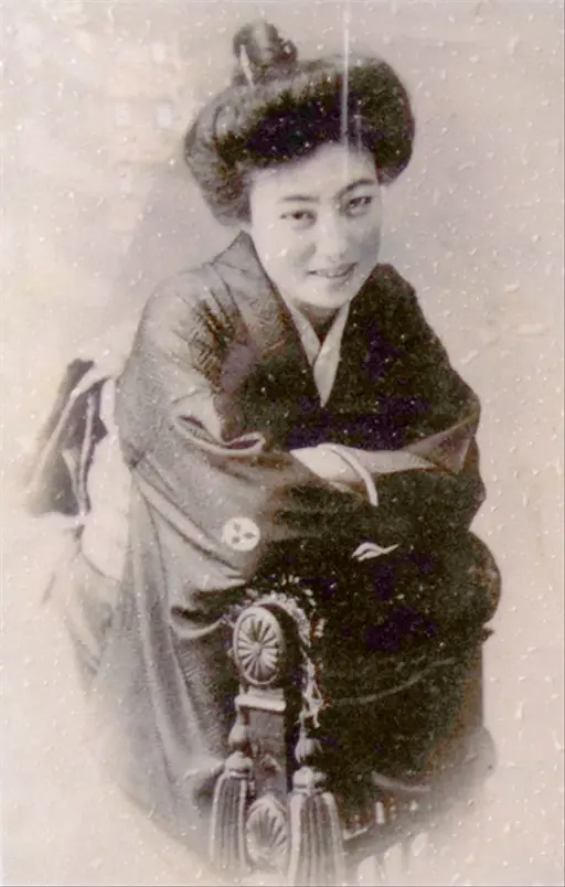 褌一丁姿の乃木希典. 1900s Japan, public domain image. — PICRYL