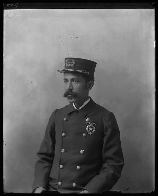 Robert Parker Waipa (PNL-184-05904, original), robert parker, portrait, man, outdoor, waipa