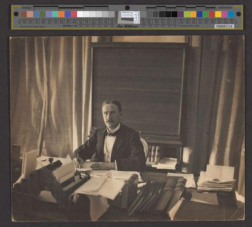 Ernest A. Mott-Smith (PP-76-7-008, original), portrait, man, ernest a mott smith, formal wear, tie, suit, photograph