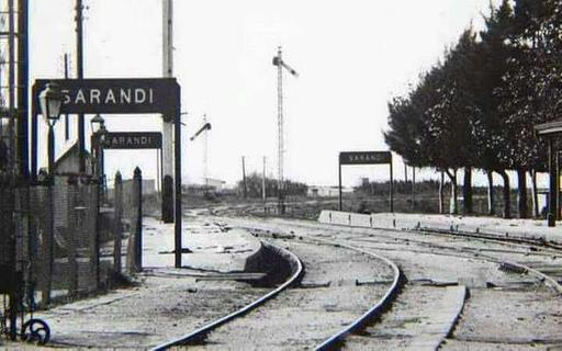 Estacion Sarandí original, a nivel, sarandi, train station, railway, locomotive, platform, tracks, train, argentina