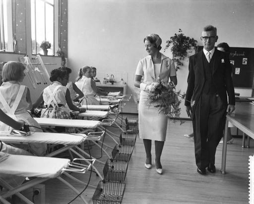 Hare Koninklijke Hoogheid Prinses Irene opent Christelijke - PICRYL ...