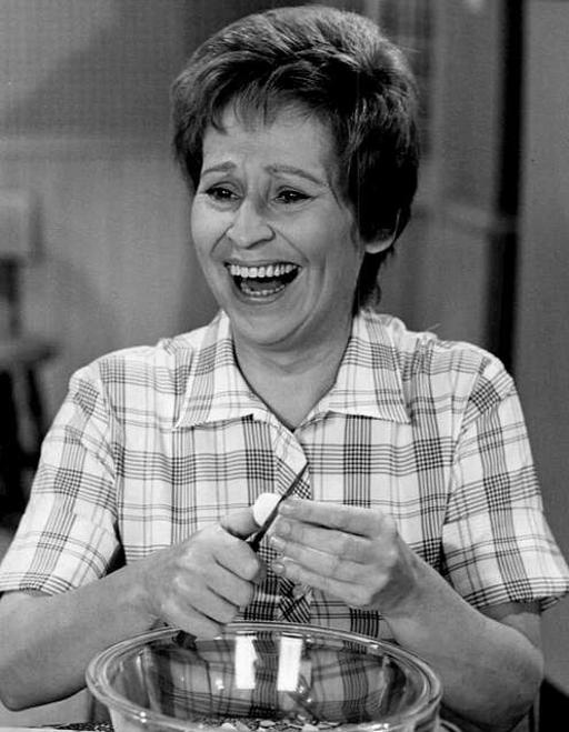 Alice Ghostley Cousin Alice Mayberry RFD 1970 - PICRYL - Public Domain ...