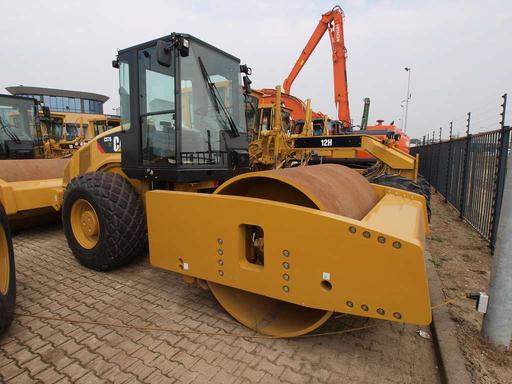 Caterpillar CS76 XT - PICRYL - Public Domain Media Search Engine Public ...