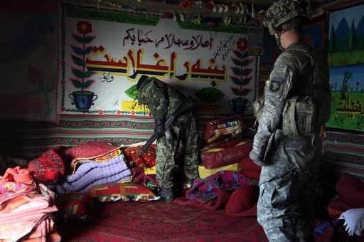 U.S. Army Spc. Jerry Strunk from Anderson, Ind., with — NARA and DVIDS ...