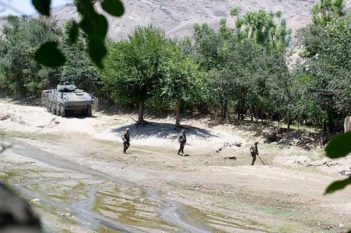French army soldiers from the Battle Group Raptor Engineers — NARA and ...