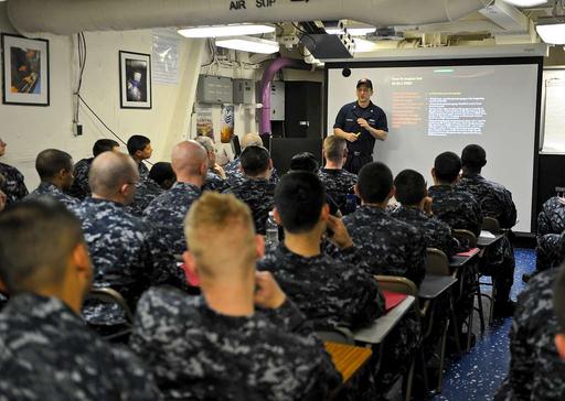 U.S. Navy Damage Controlman 2nd Class Stuart Hooper - NARA & DVIDS ...