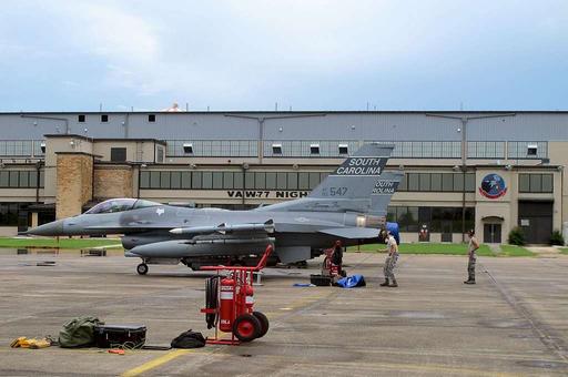 U.S. Air Force airmen with the South Carolina Air National - PICRYL ...