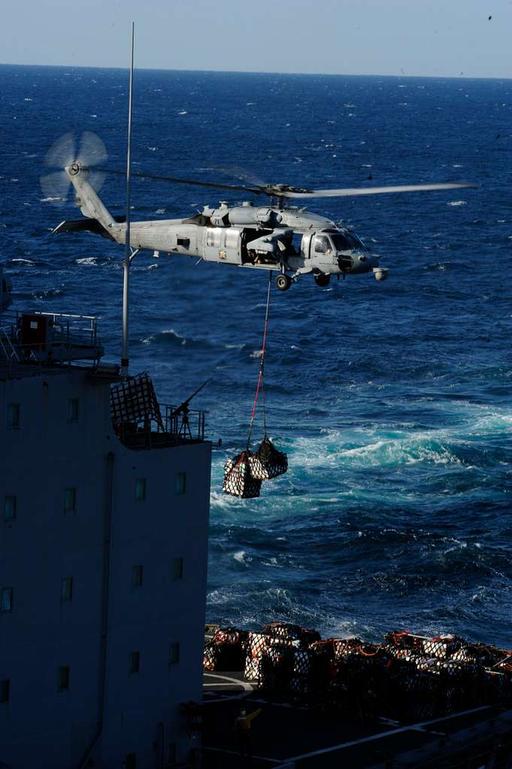 MH-60S Seahawk из эскадрильи морских боевых вертолетов - PICRYL Поиск в ...