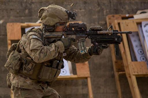 A U.S. Army Ranger from B Company, 2nd Battalion, 75th - PICRYL ...