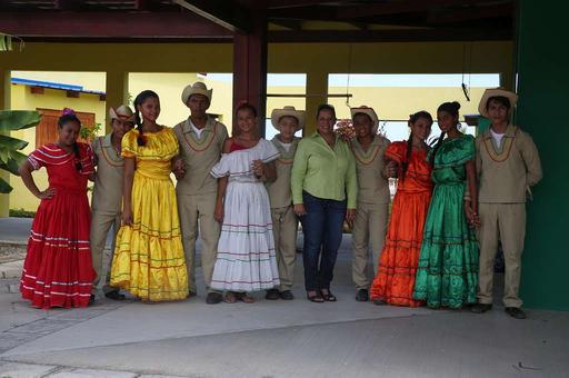 honduras traditional dress Women Casual S available in various sizes Culture of Honduras - Wikipedia