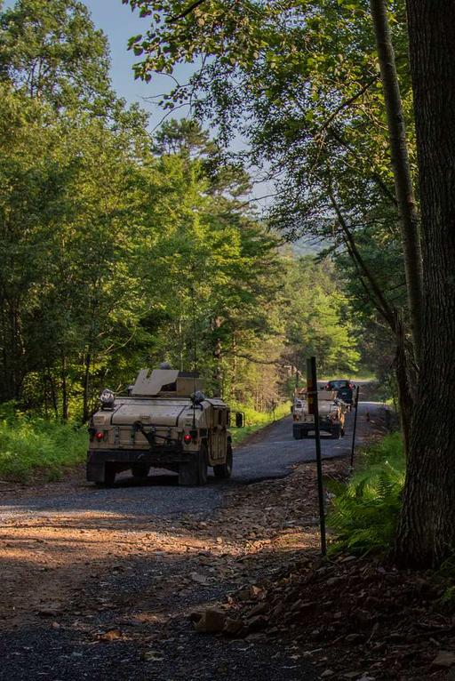 New York Army National Guard Soldiers with the 105th — NARA and DVIDS ...