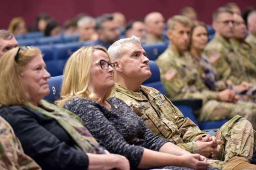 Vicki Inman and Command Sgt. Maj. Jeremiah Inman, the — NARA and DVIDS ...