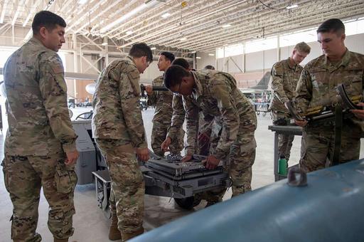 Students in the 363rd Training Squadron armament apprentice - NARA ...