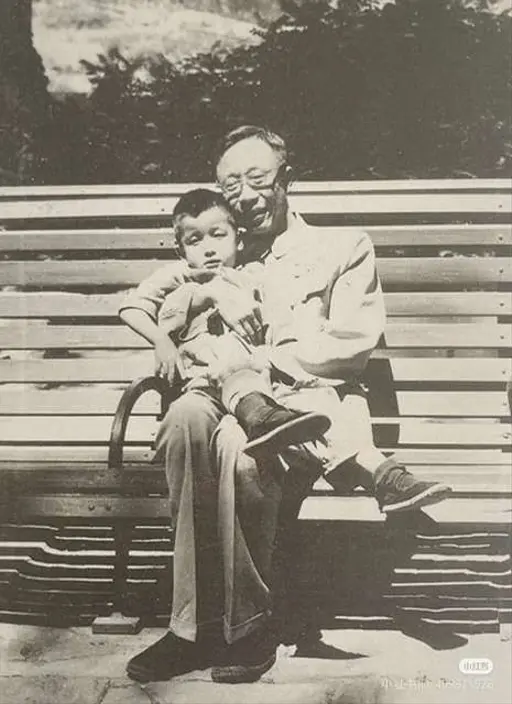 Peko-chan and a war-orphaned child- Ginza 1950 — PICRYL - Public