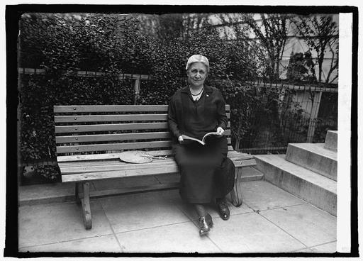 Mrs. Mary T. Key-McBlair, granddaughter of Francis Scott-Key, 5125 ...
