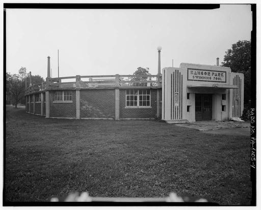 Bangor Park Swimming Pool, Bangor Memorial Park, Broadway at South ...